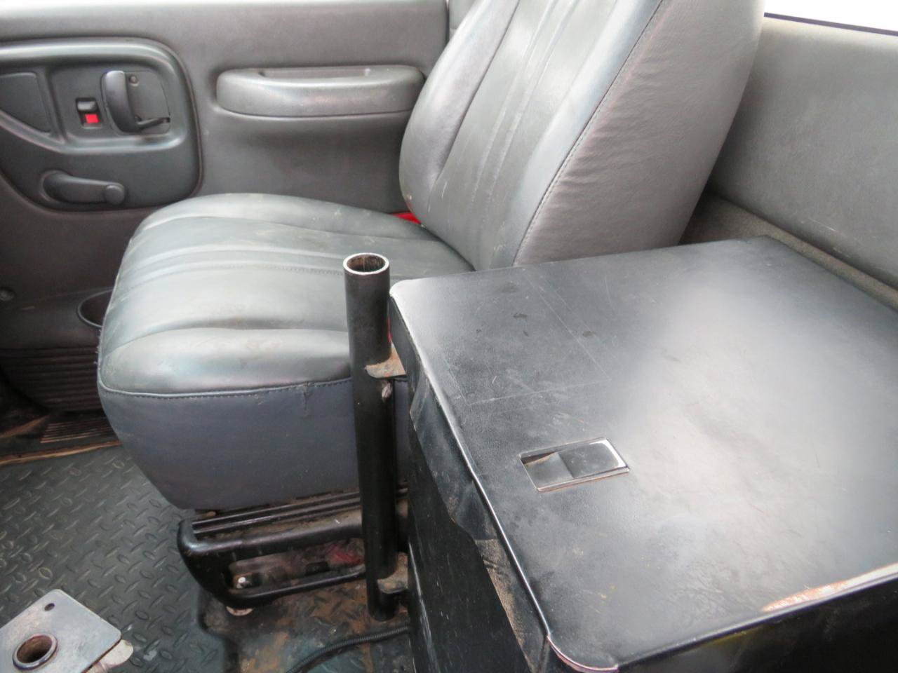 Used 2005 Chevrolet Kodiak C4500 2WD Regular Cab image 20