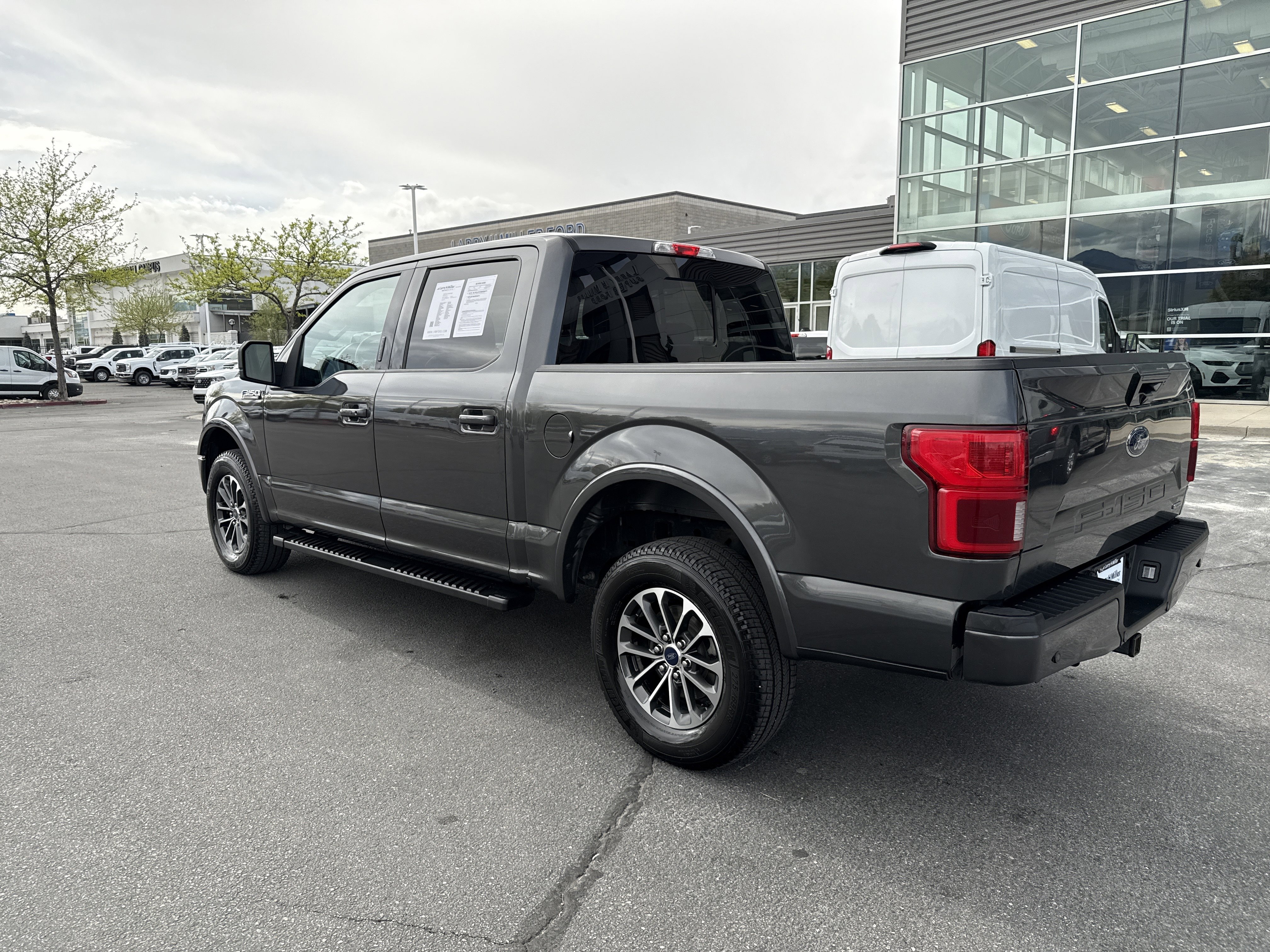 Used 2018 Ford F150 Lariat image 3