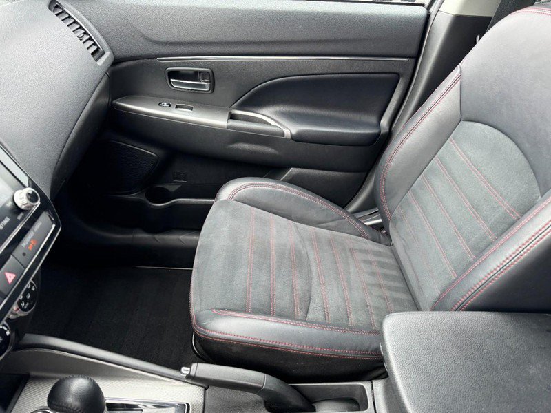 Used 2022 Mitsubishi Outlander Sport SE AWD/4WD image 12