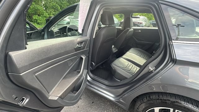 Used 2024 Volkswagen Jetta SEL FWD image 35