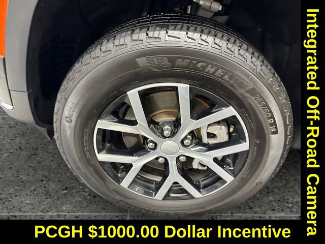 Used 2024 Jeep Grand Cherokee L Limited w/ Luxury Tech Group II image 24