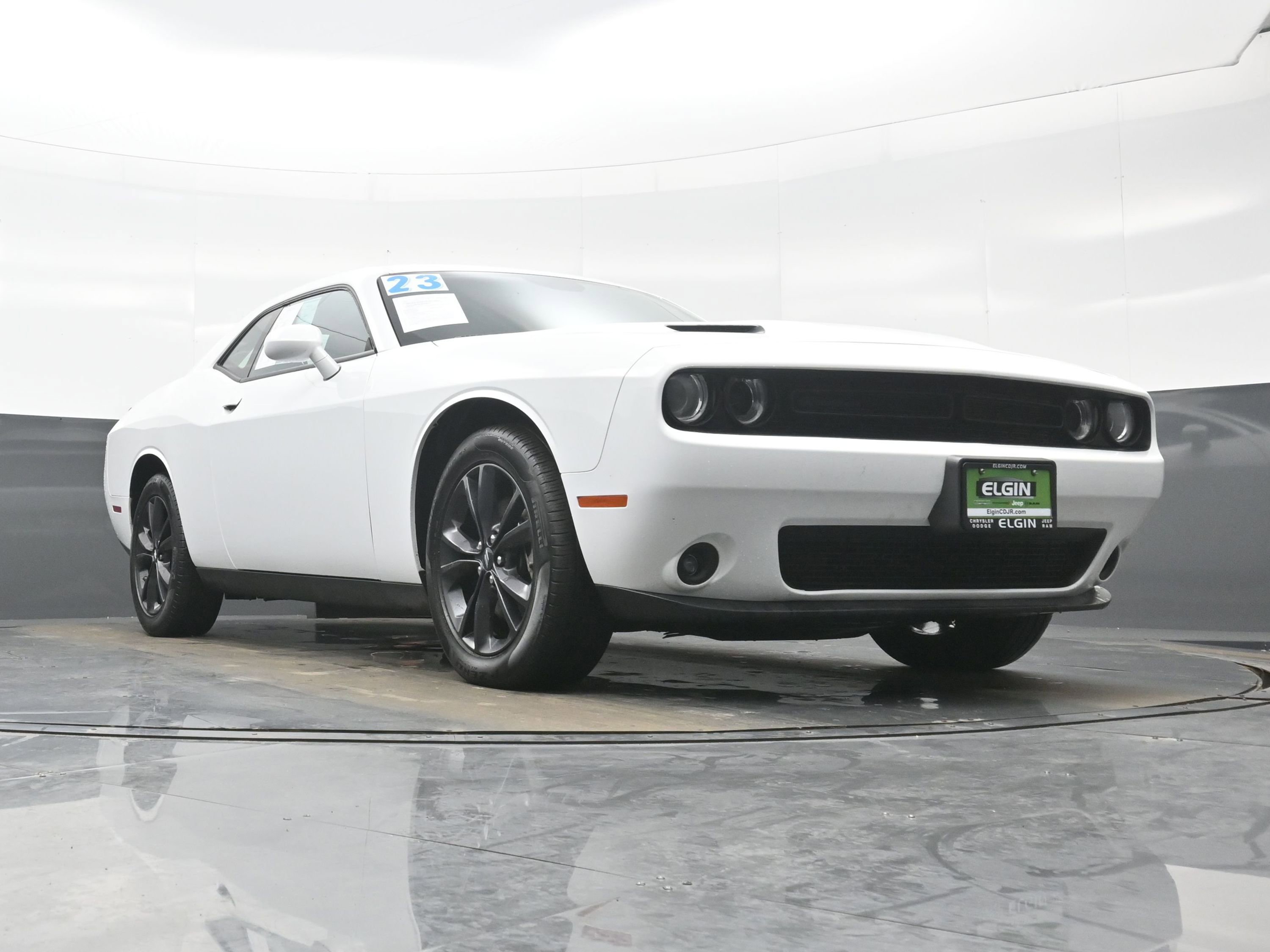 Used 2023 Dodge Challenger SXT w/ Blacktop Package image 29