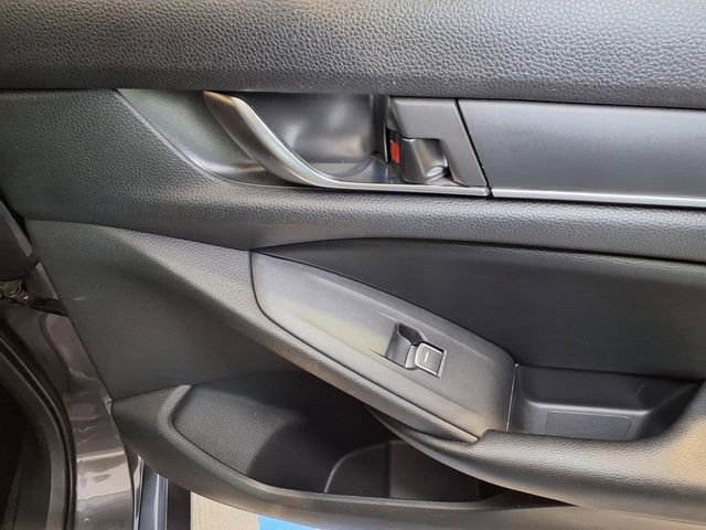 Used 2018 Honda Accord Sport image 28