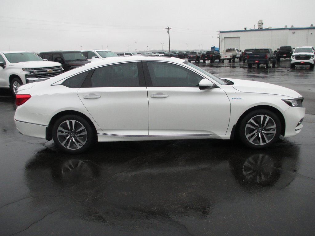 Used 2019 Honda Accord Touring image 4