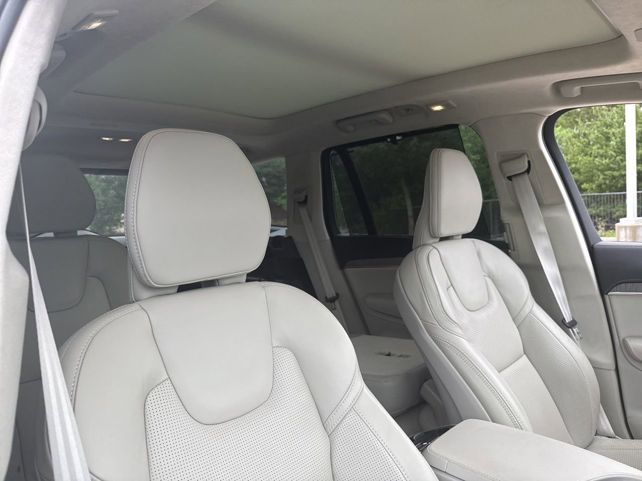 Certified 2023 Volvo XC90 B6 Ultimate w/ Lounge Package AWD/4WD image 13