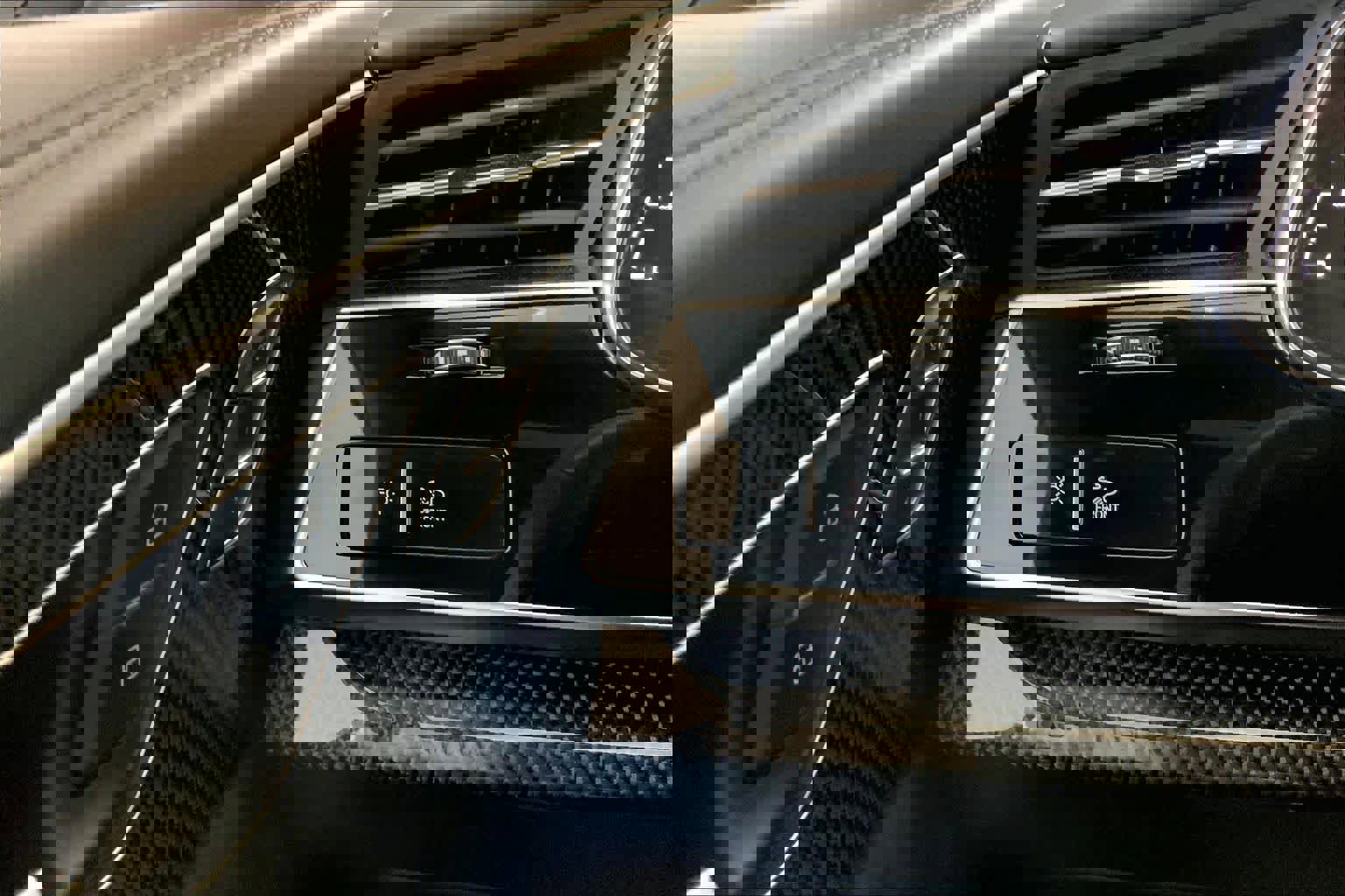 Used 2023 Audi SQ8 Prestige image 33