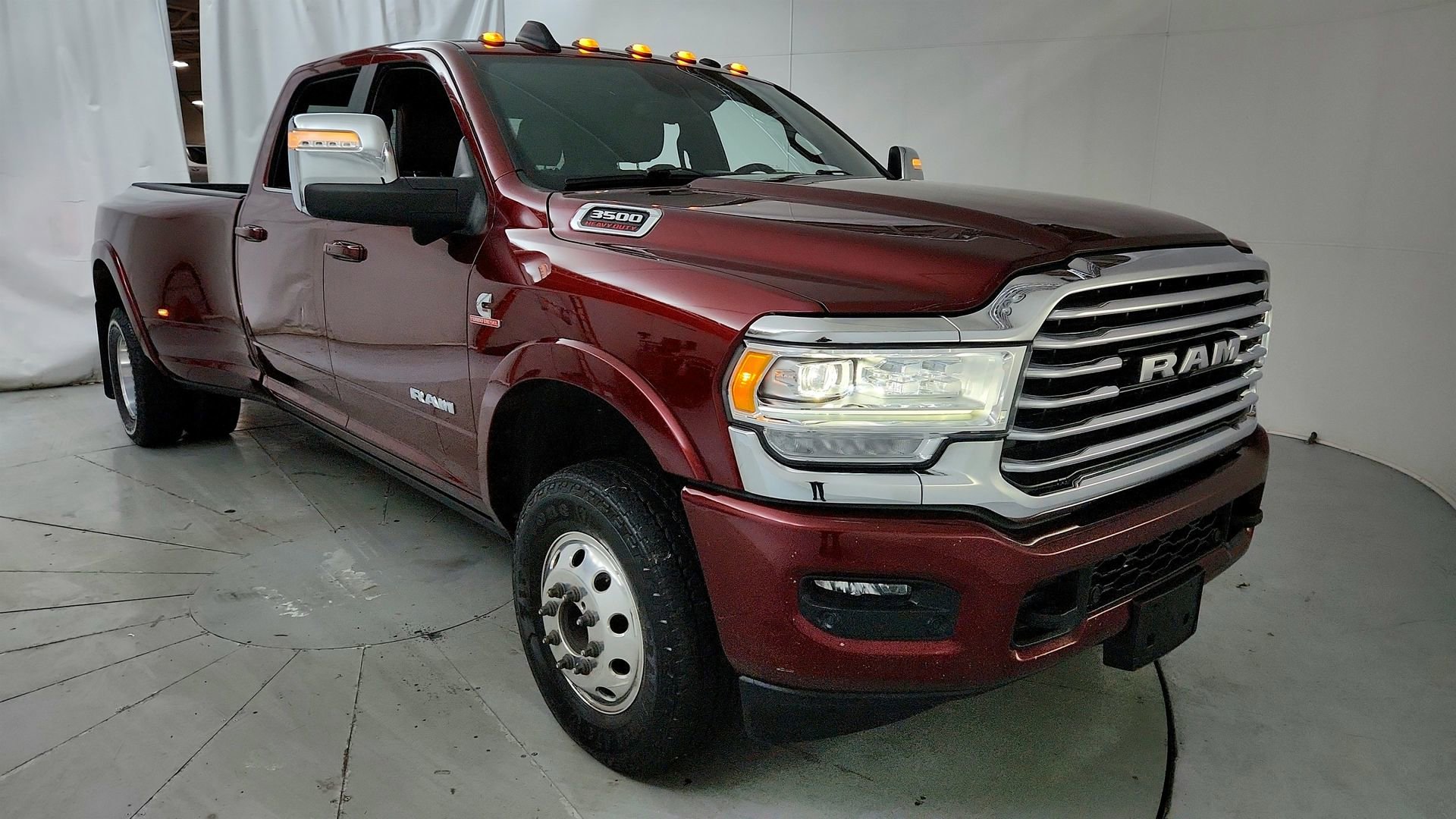 Used 2023 RAM 3500 Limited AWD/4WD image 7