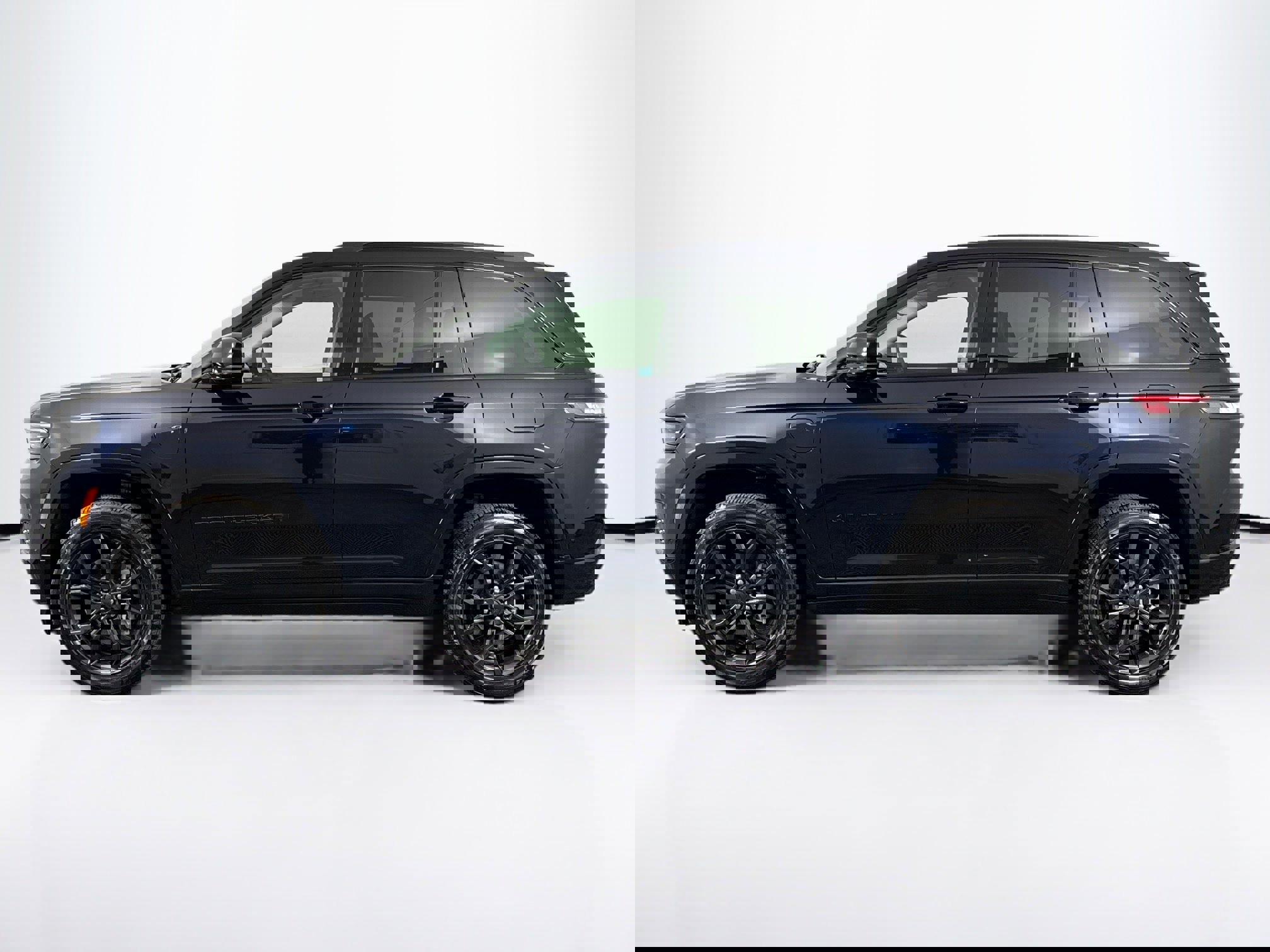 Used 2023 Jeep Grand Cherokee 30th Anniversary image 7