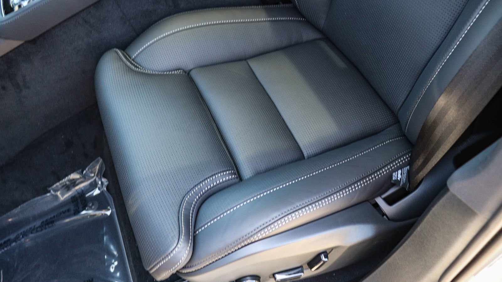 Used 2025 Volvo XC90 B6 Ultra w/ Protection Package Premier AWD/4WD image 22