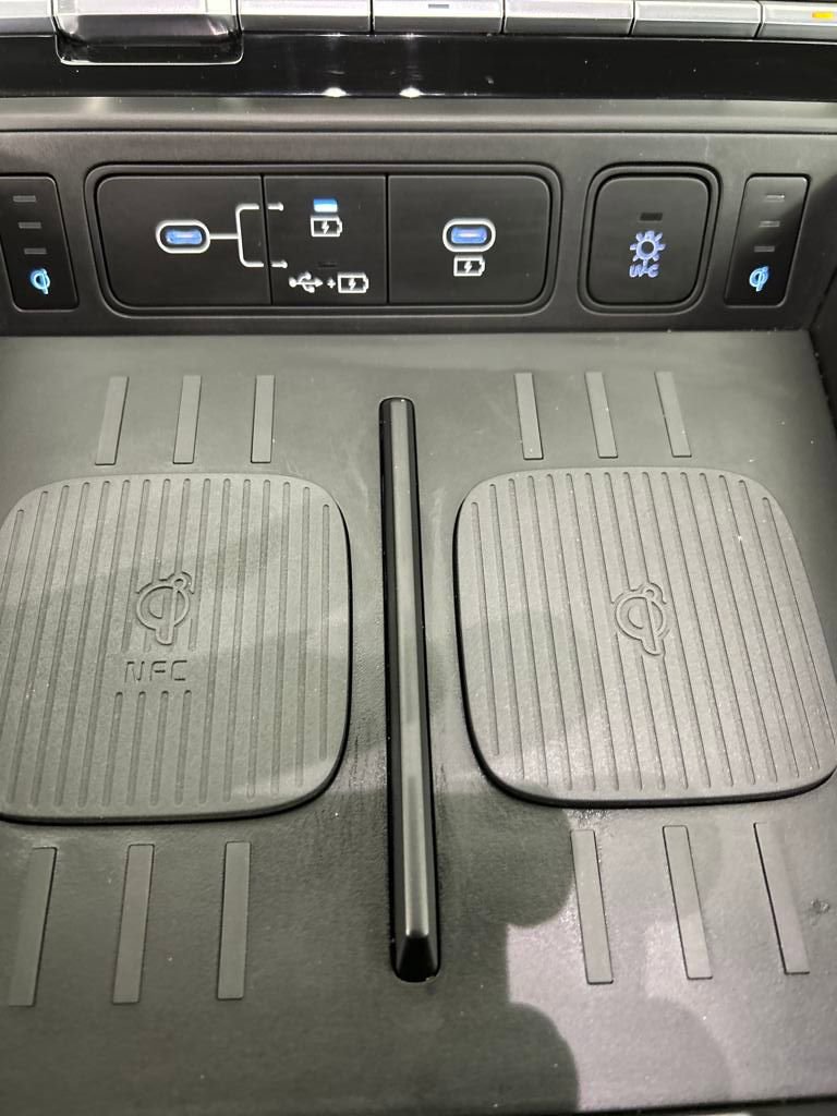 Used 2025 Hyundai Santa Fe Calligraphy image 27