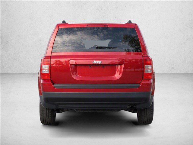 Used 2015 Jeep Patriot Sport w/ Power Value Group FWD image 25