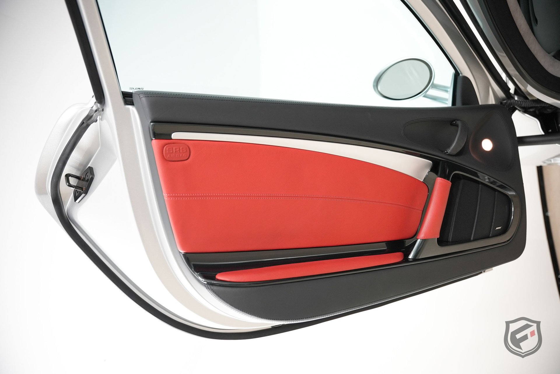 Used 2005 Mercedes-Benz SLR image 21