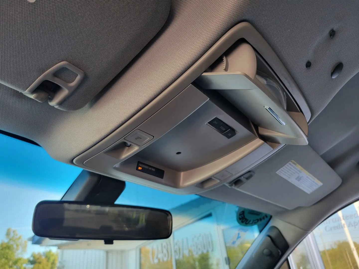 Used 2016 Chevrolet Tahoe 4WD w/ Remote Keyless Entry Package image 29