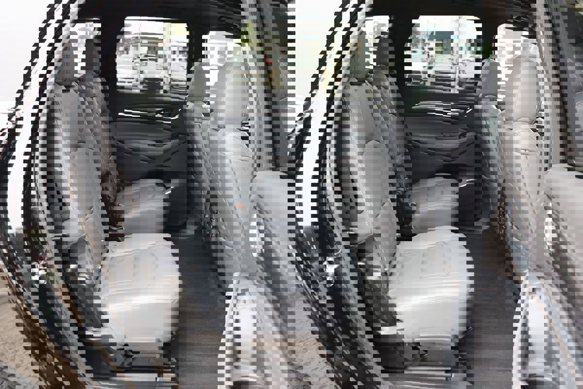 Used 2022 Buick Enclave Premium w/ Experience Buick Package image 40
