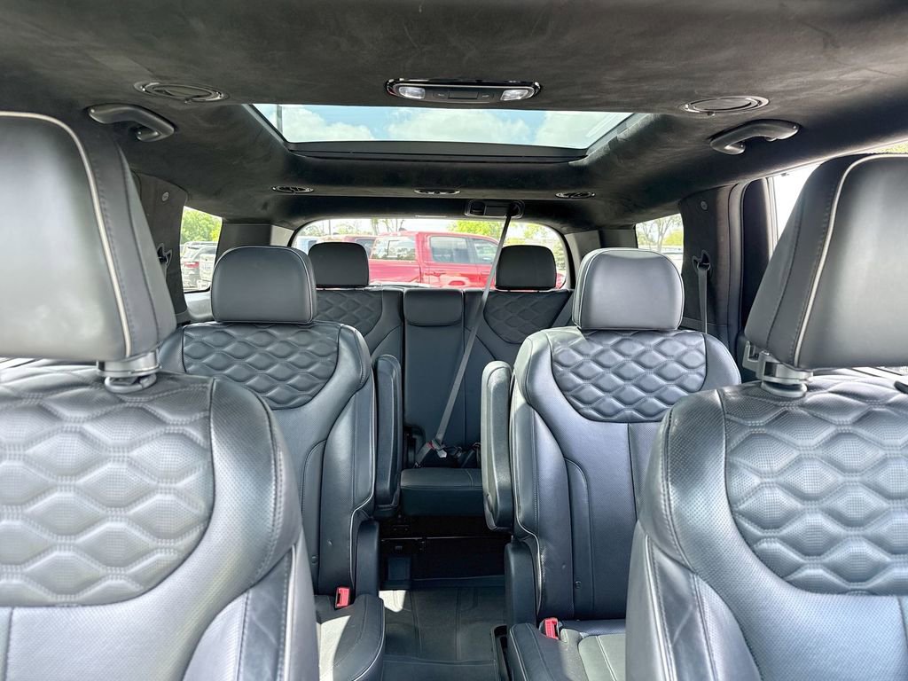 Used 2022 Hyundai Palisade Calligraphy w/ Winter Package image 27
