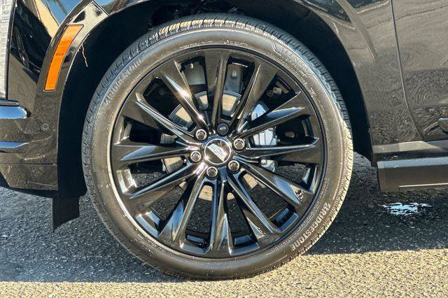 Certified 2026 Cadillac Escalade ESV Platinum Sport w/ LPO, ONYX Package image 27