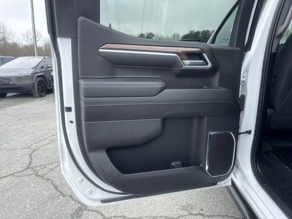Used 2025 Chevrolet Silverado 1500 LT w/ Work Truck Package image 28