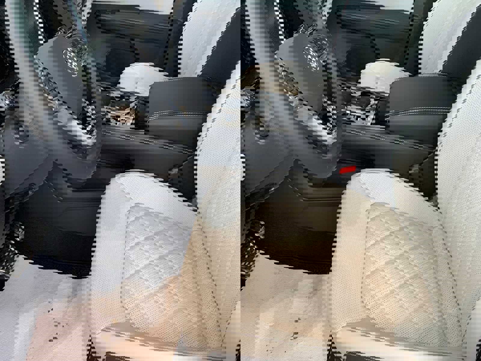 New 2025 Volkswagen Atlas Cross Sport SEL Premium R-Line image 5