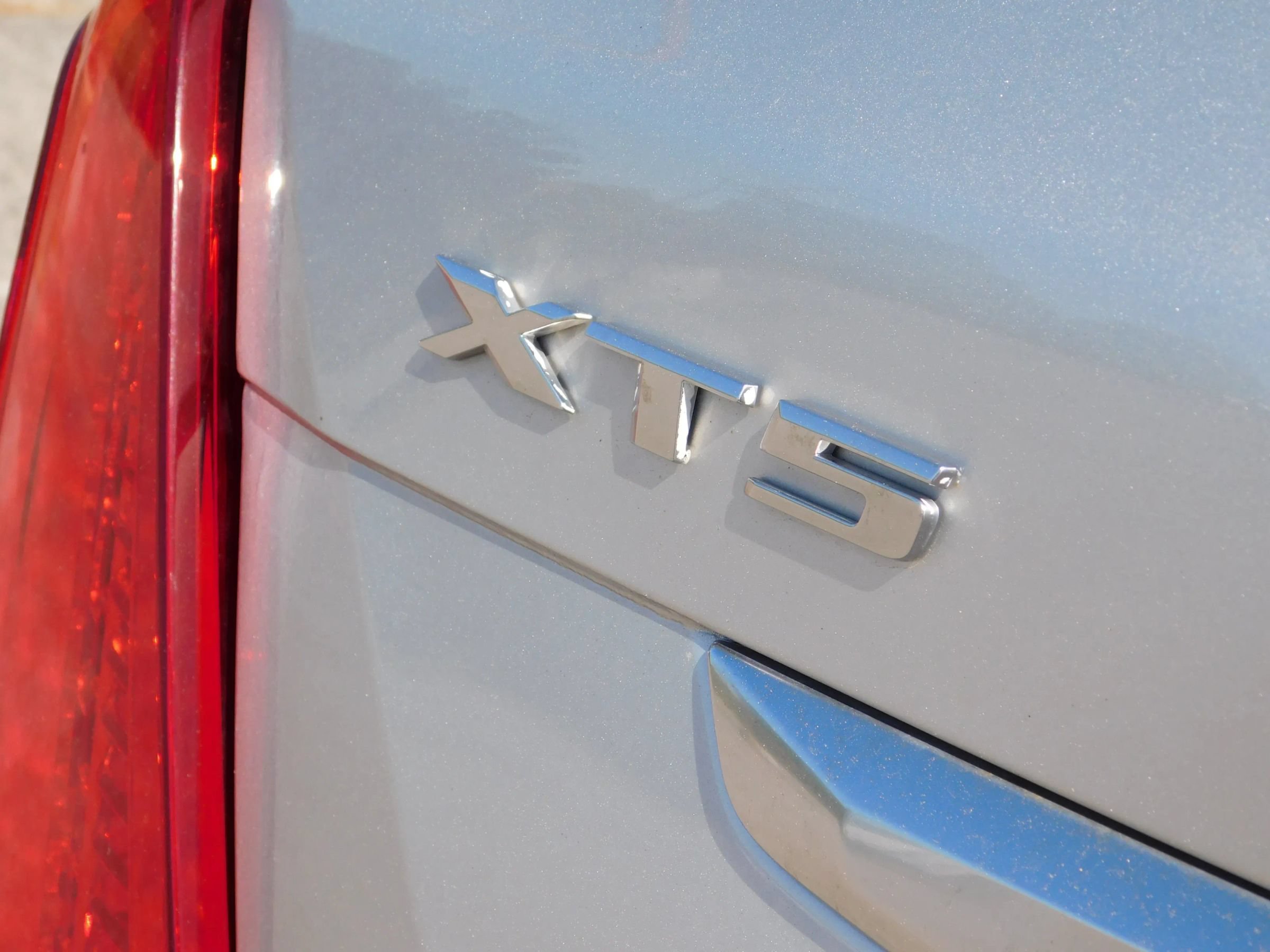 Used 2019 Cadillac XT5 FWD image 7