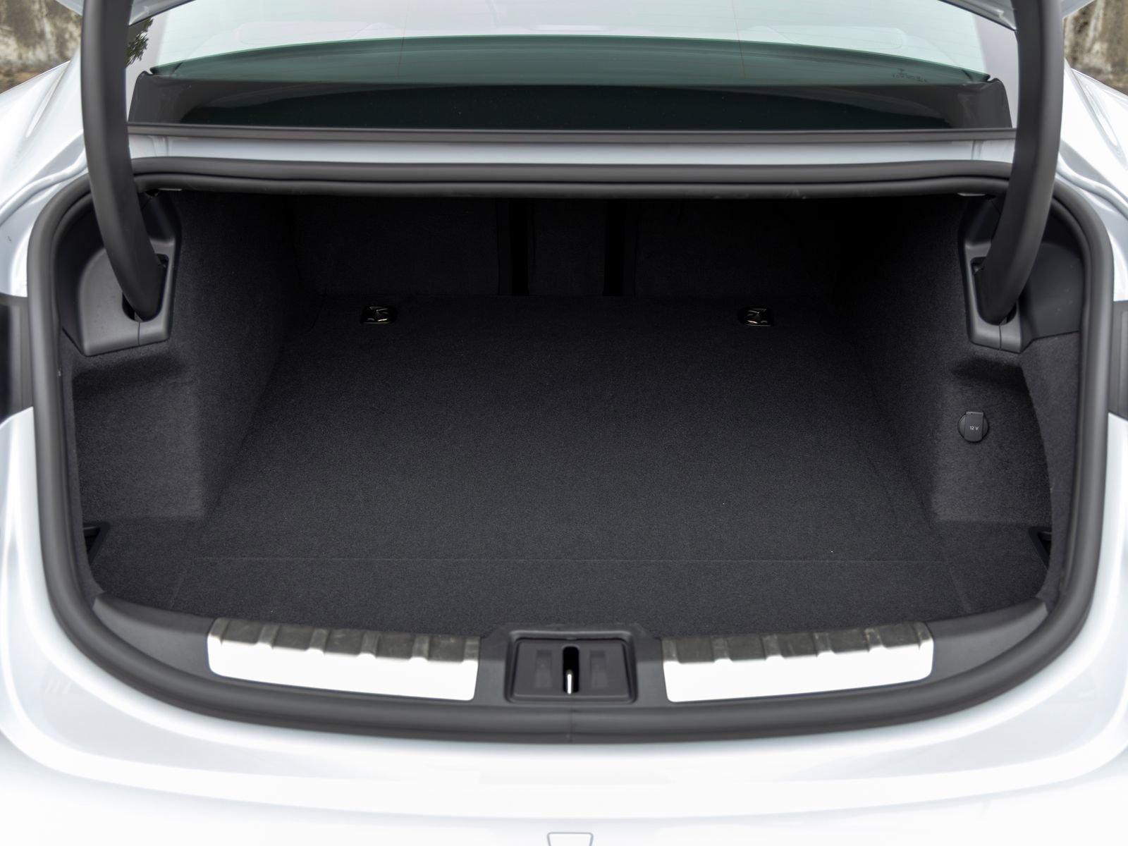 Certified 2025 Porsche Taycan RWD image 49