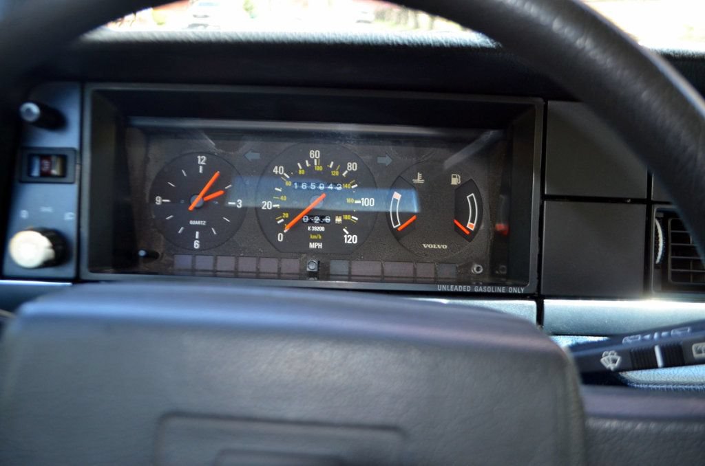 Used 1992 Volvo 240 Wagon RWD image 34