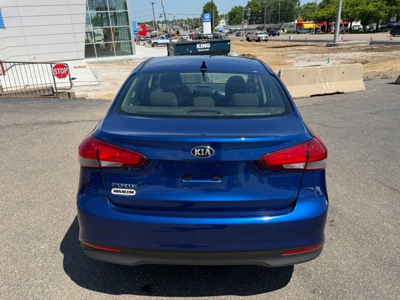 Used 2017 Kia Forte LX FWD image 7