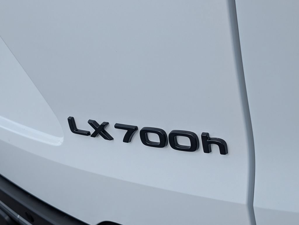 New 2026 Lexus LX 700h F Sport w/ Accessory Package (Z1) AWD/4WD image 19