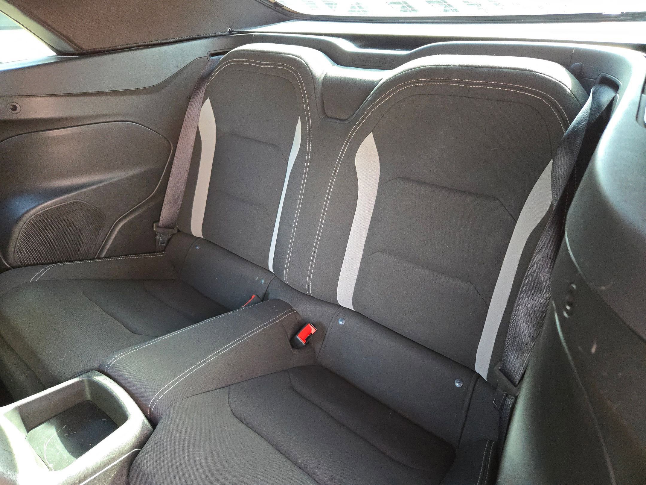 Used 2020 Chevrolet Camaro LT image 13