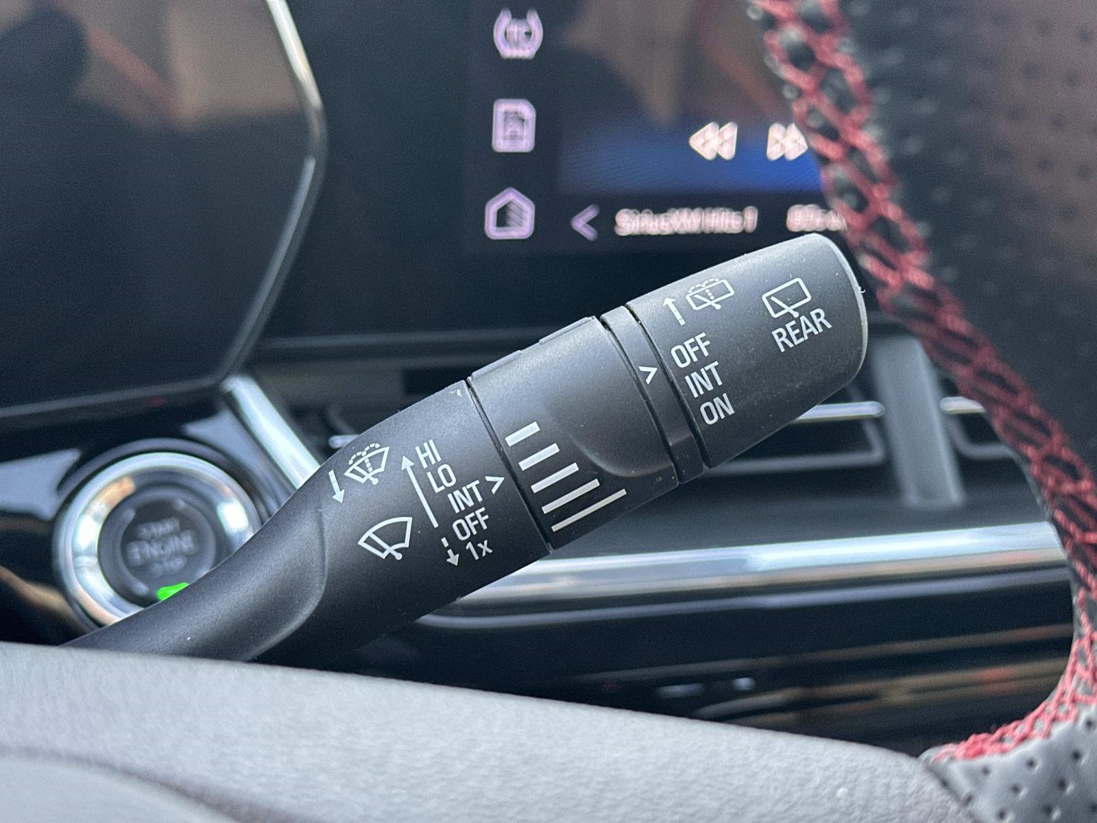 Certified 2024 Chevrolet Trax RS w/ Driver Confidence Package image 23