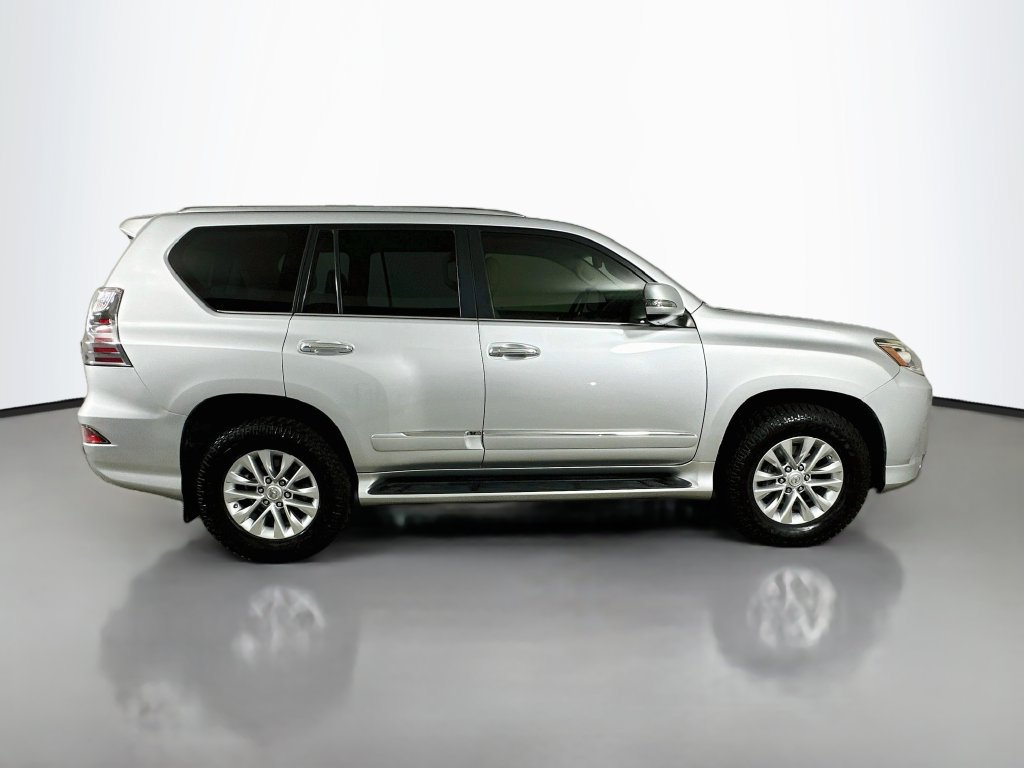 Used 2017 Lexus GX 460 Premium AWD/4WD image 9