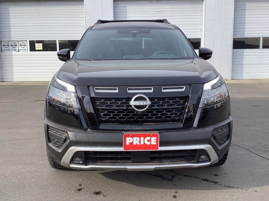 New 2025 Nissan Pathfinder Rock Creek image 8