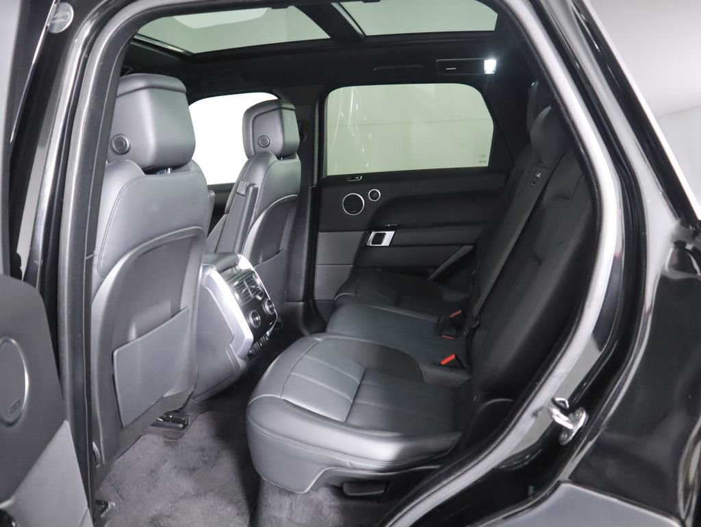 Used 2021 Land Rover Range Rover Sport HST image 22