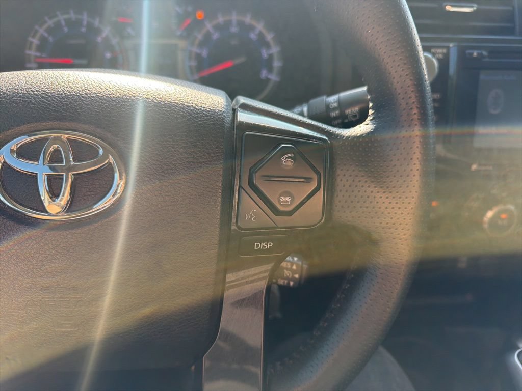 Used 2019 Toyota 4Runner TRD Off-Road Premium AWD/4WD image 12