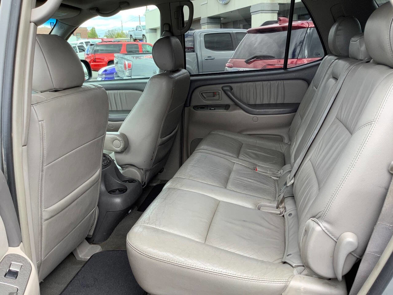 Used 2006 Toyota Sequoia Limited image 24