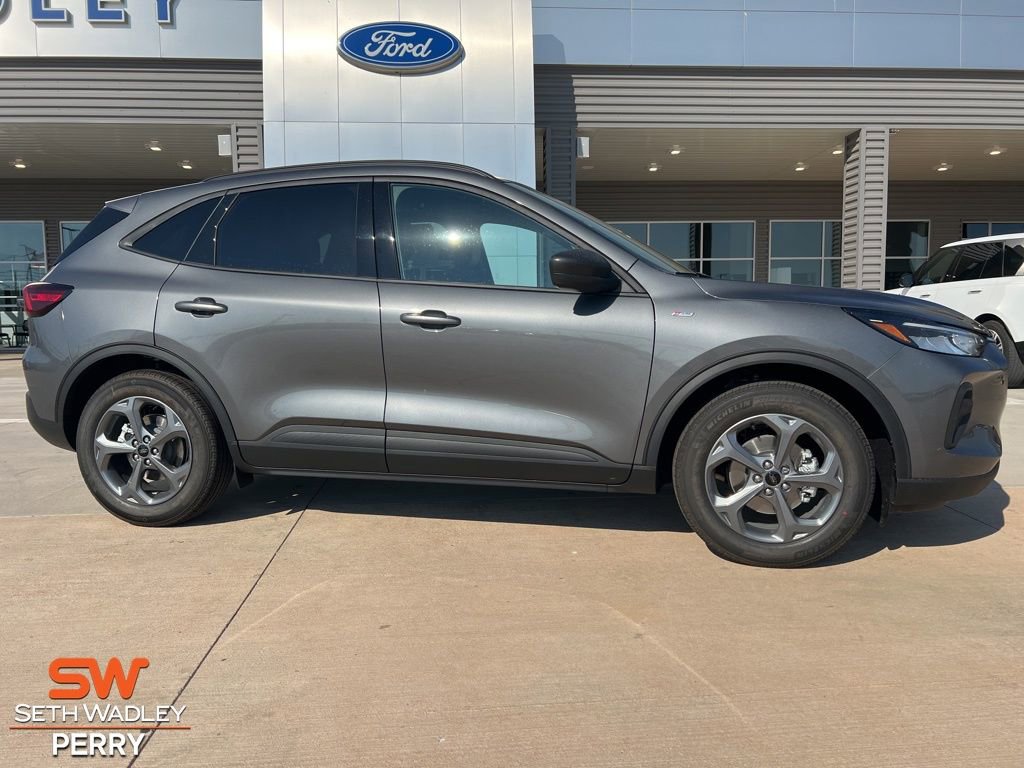 New 2026 Ford Escape ST-Line w/ Tech Pack #1 image 3