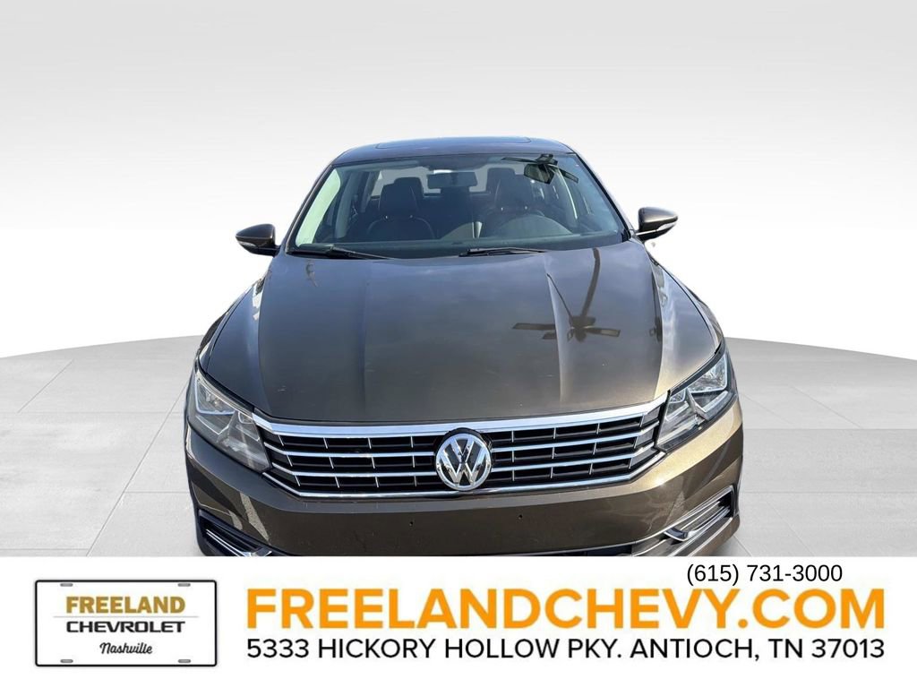 Used 2019 Volkswagen Passat 2.0T Wolfsburg image 6