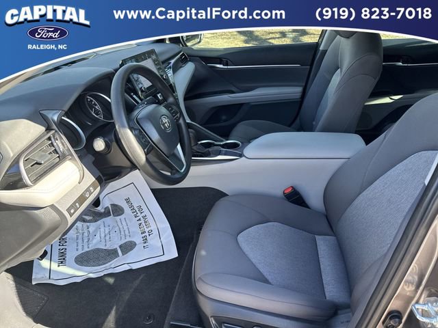 Used 2024 Toyota Camry LE w/ Convenience Package image 17