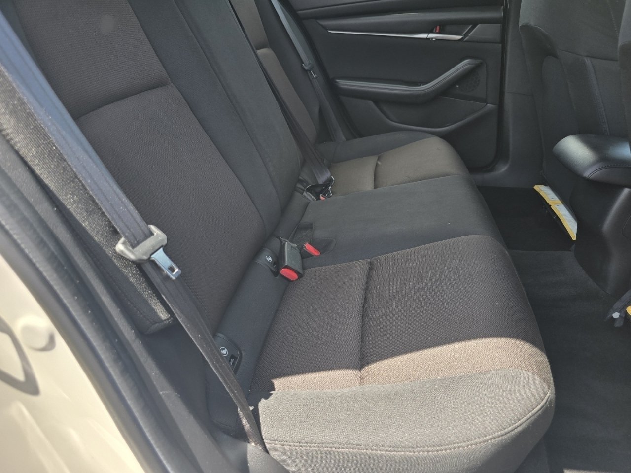 Used 2022 MAZDA MAZDA3 s FWD image 17