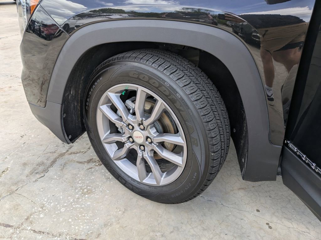 Used 2024 GMC Terrain SLT FWD image 38
