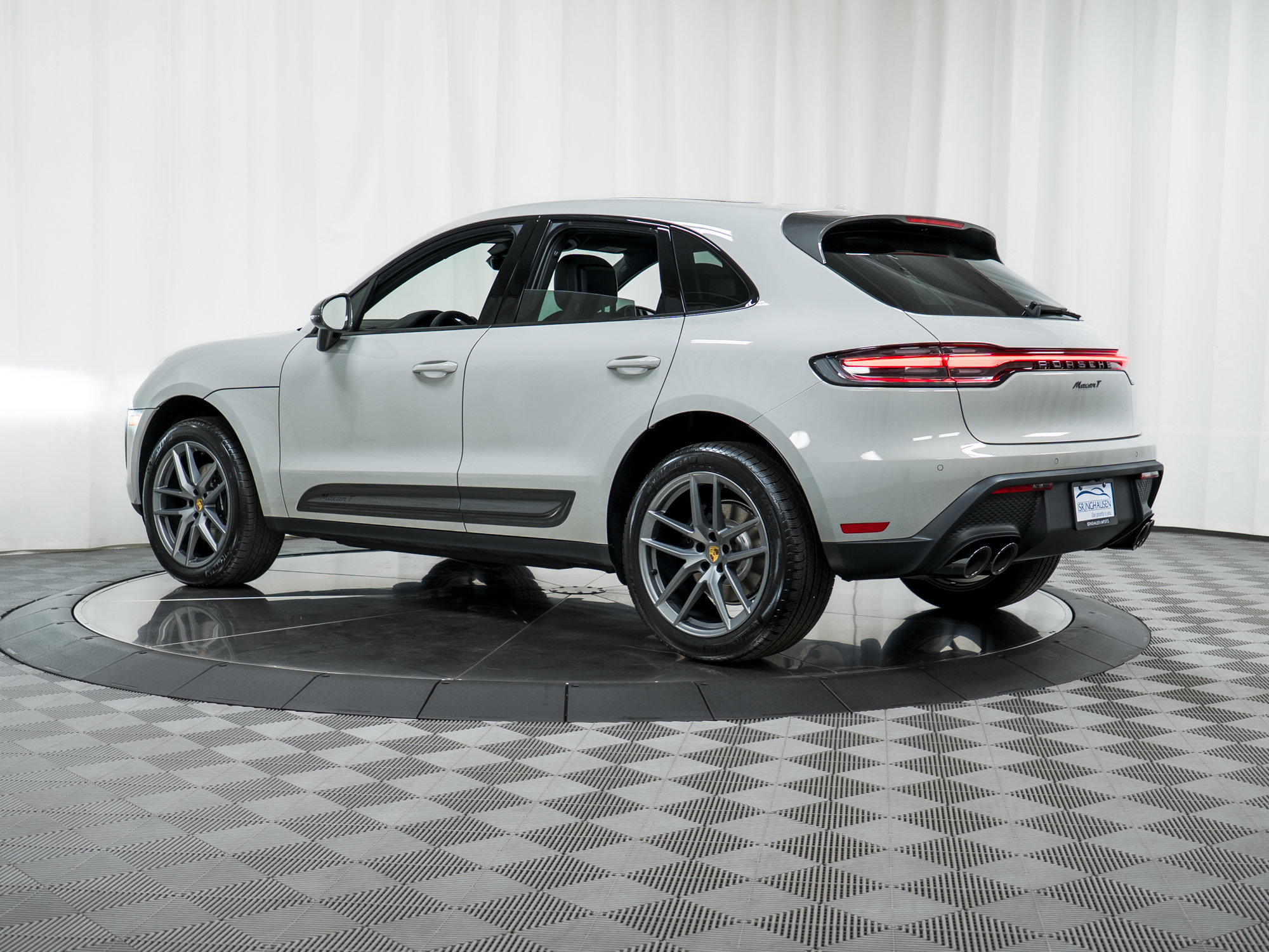 New 2025 Porsche Macan Turbo image 34