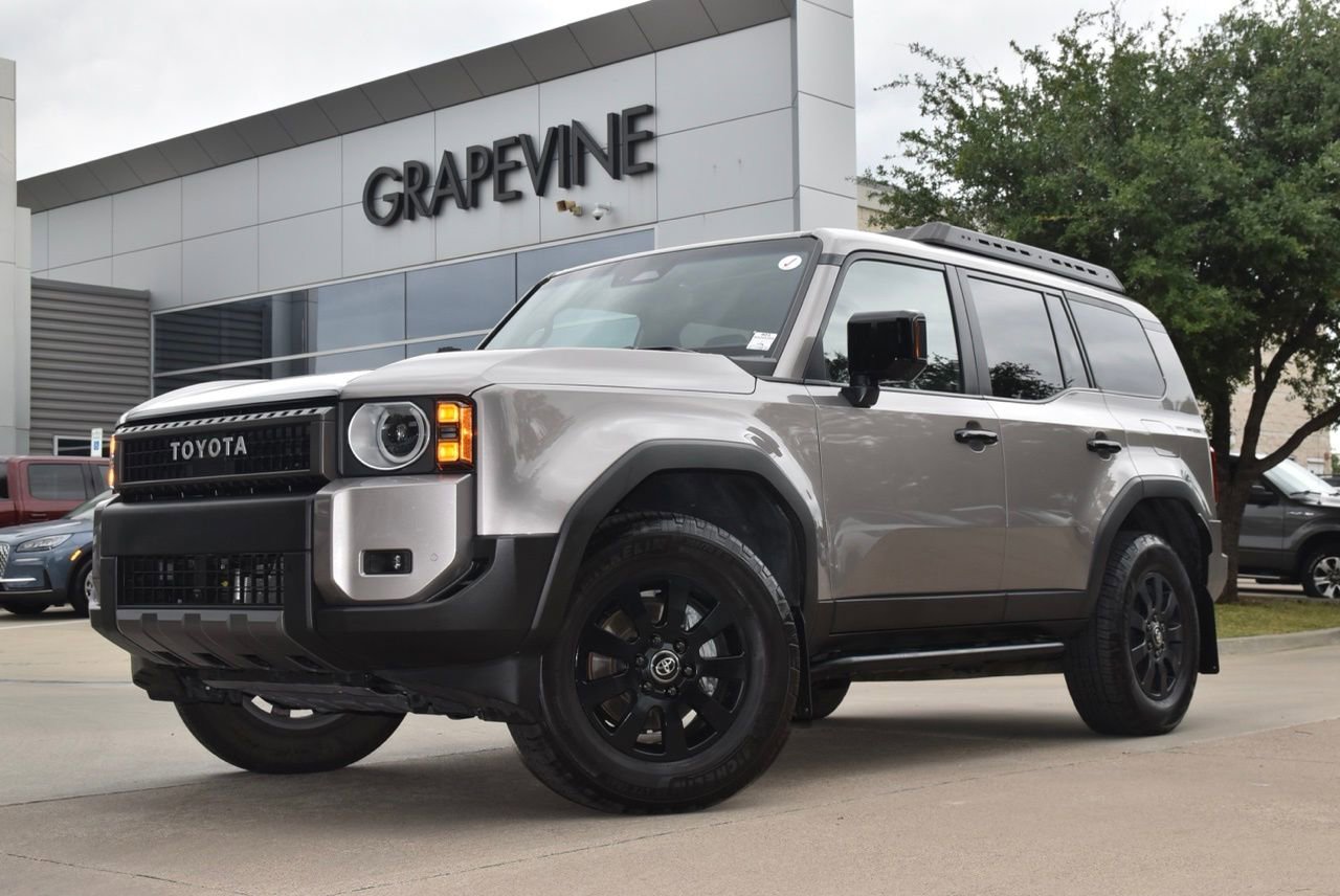 Used 2024 Toyota Land Cruiser image 2