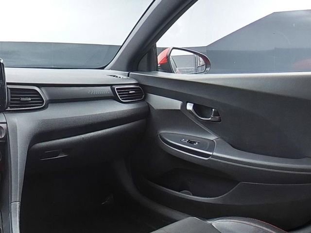 Used 2020 Hyundai Veloster 2.0 Premium image 17