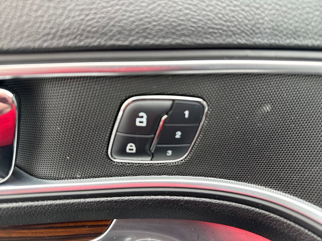 Used 2017 Ford Explorer Limited w/ Equipment Group 301A image 14