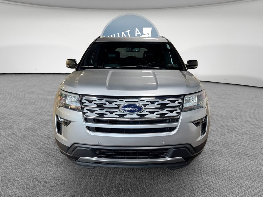 Used 2019 Ford Explorer XLT w/ Equipment Group 202A AWD/4WD image 9