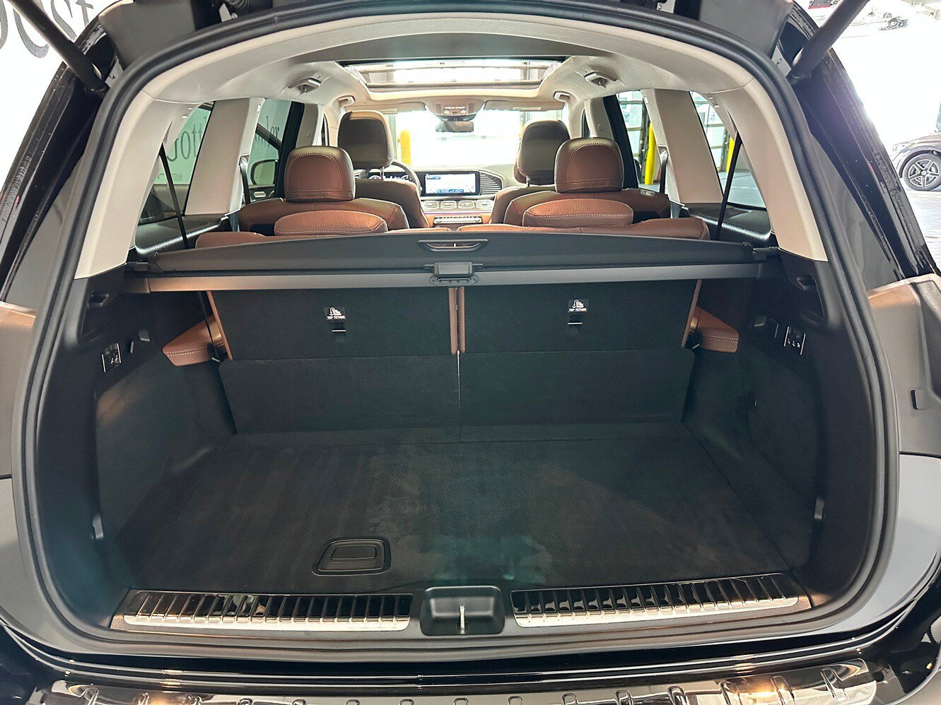 New 2026 Mercedes-Benz GLS 450 4MATIC image 16