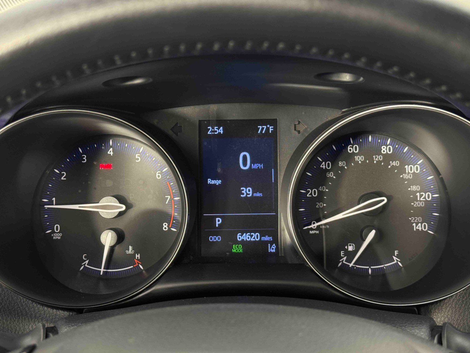 Used 2020 Toyota C-HR XLE image 17