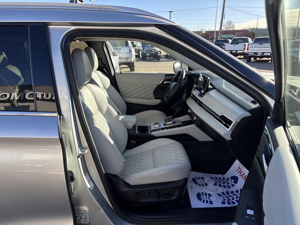 Used 2023 Mitsubishi Outlander SEL 40th Anniversary image 31