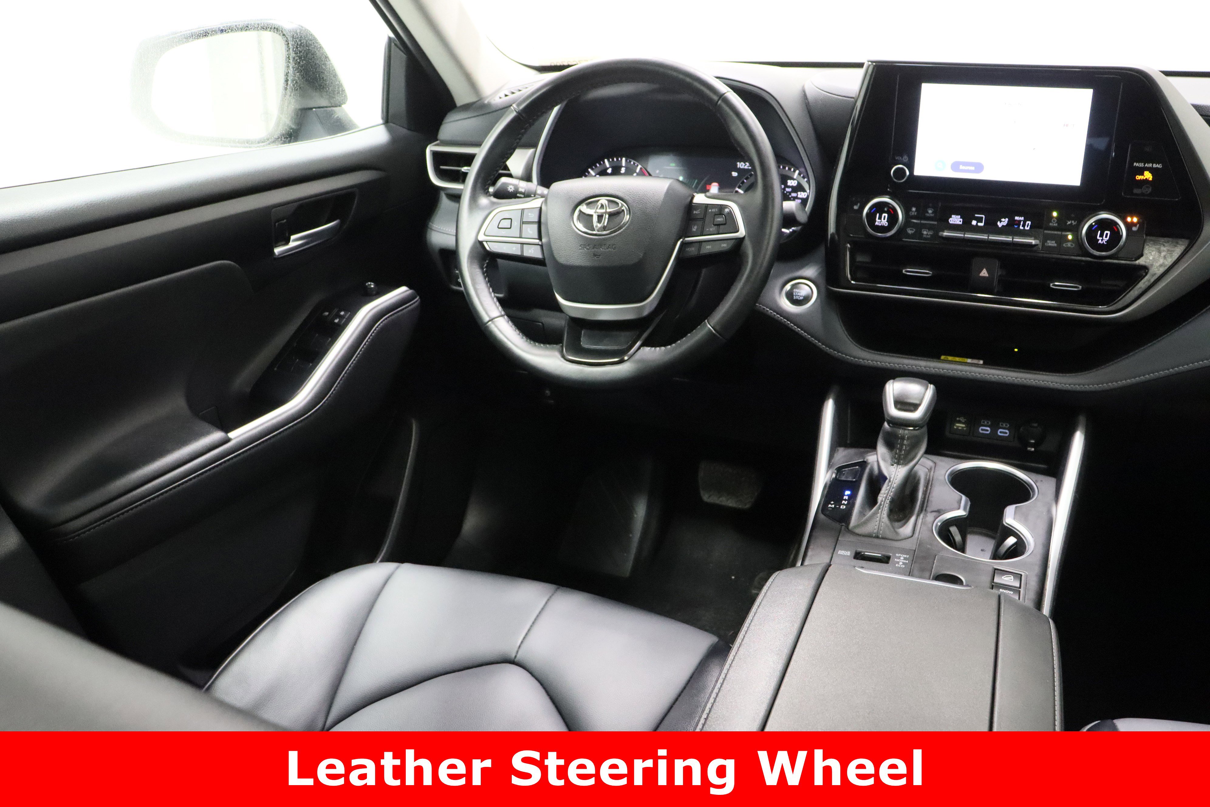 Certified 2025 Toyota Highlander XLE image 33