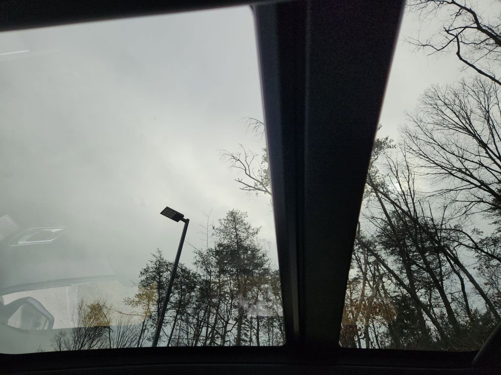 New 2026 Land Rover Range Rover Velar Dynamic SE image 27