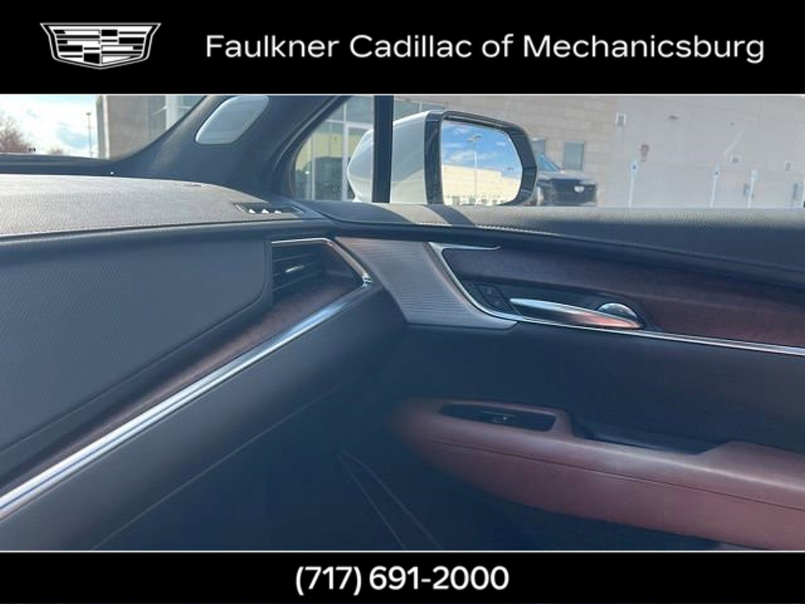 Used 2022 Cadillac XT5 Sportv w/ LPO, ONYX Package image 35